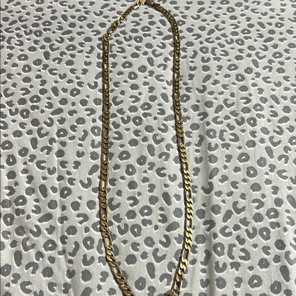 Elegant Gold Chain Necklace